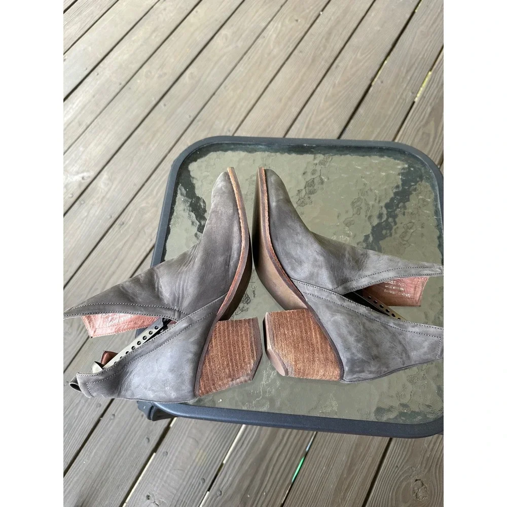 Jeffrey Campbell Gray Suede Leather Cutout Ankle Booties Wood Heel Size 9.5‎